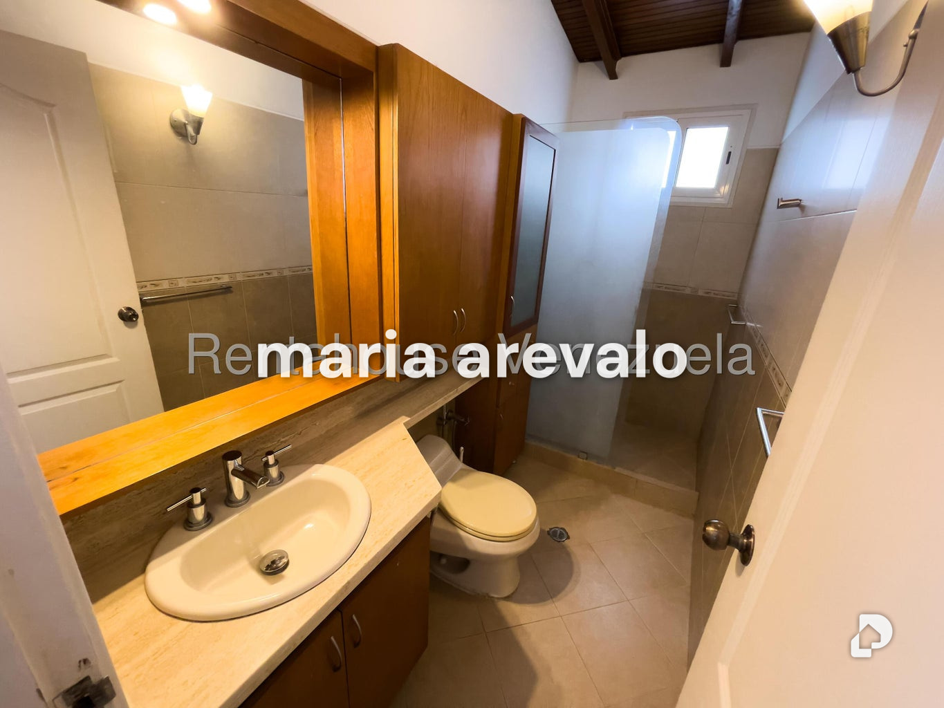 Casa en Santa Paula, Caracas – 30
