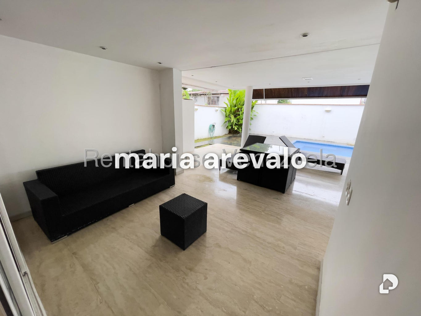 Casa en Santa Paula, Caracas – 19
