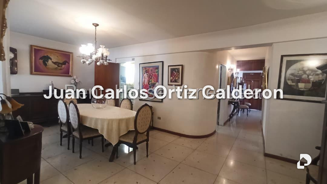 Casa en La Trinidad, Caracas – 8
