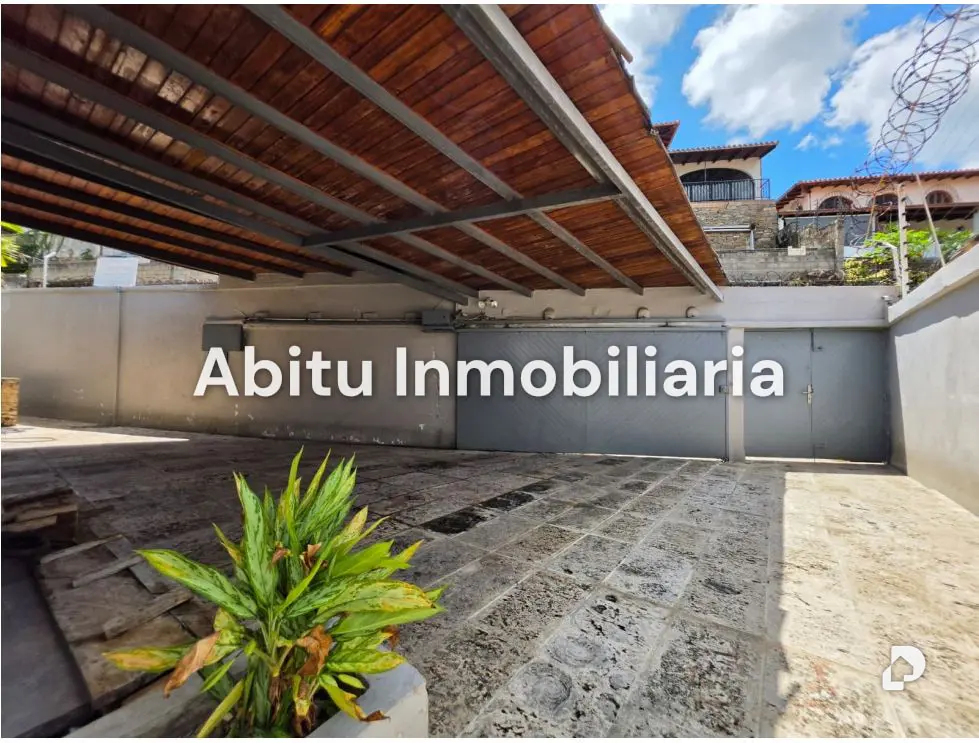 Casa en Macaracuay, Caracas – 30