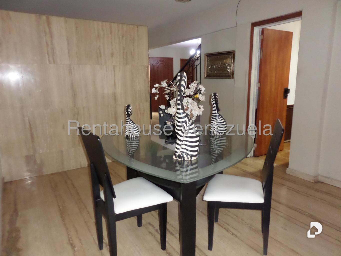 House in Colinas de Vista Alegre, Caracas – 11