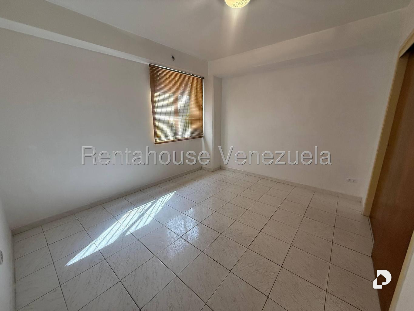 Apartamento en Bello Monte, Caracas – 8