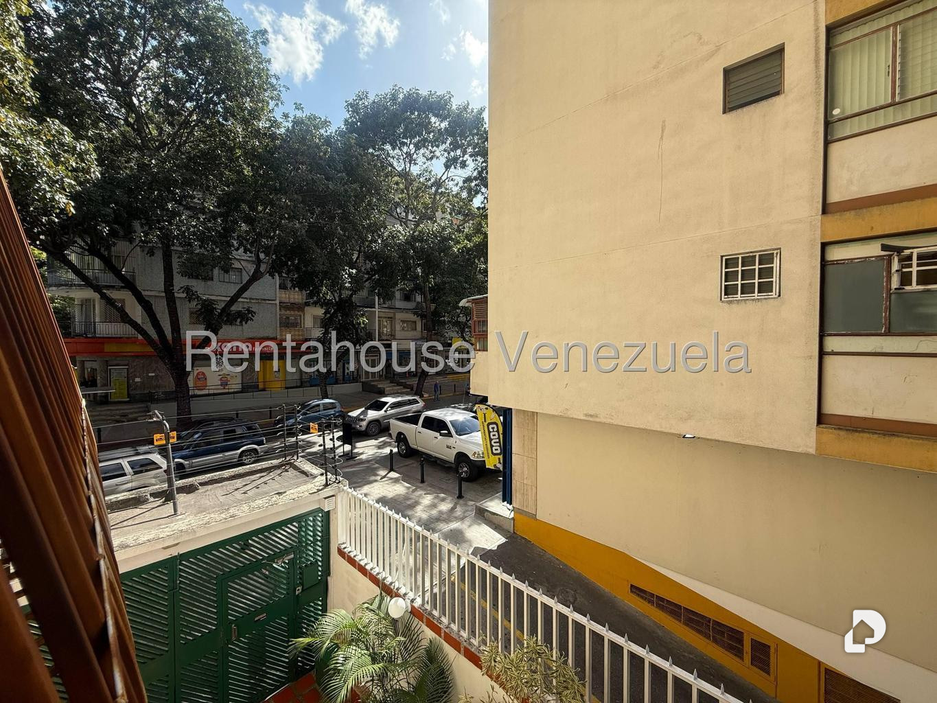 Apartamento en Bello Monte, Caracas – 12