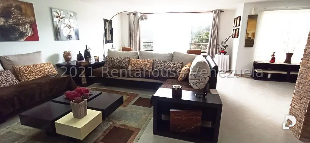 Casa en Oripoto, Caracas – 23