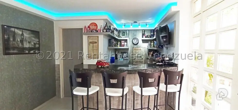 Casa en Oripoto, Caracas – 8