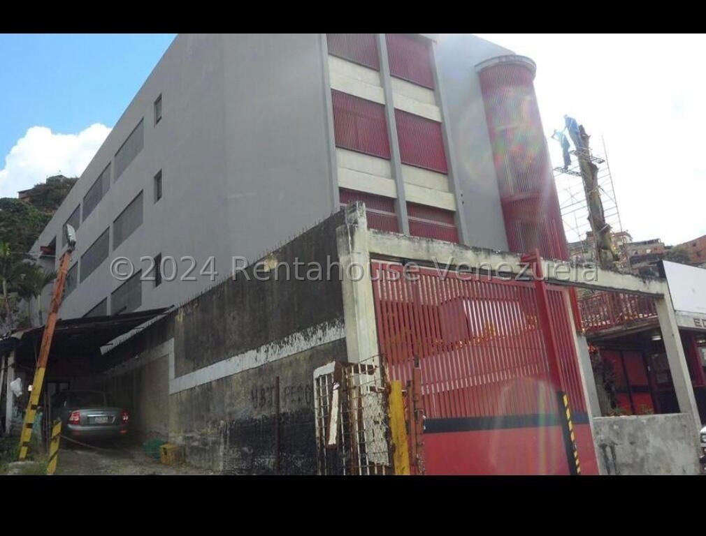Edificio en Palo Verde, Caracas