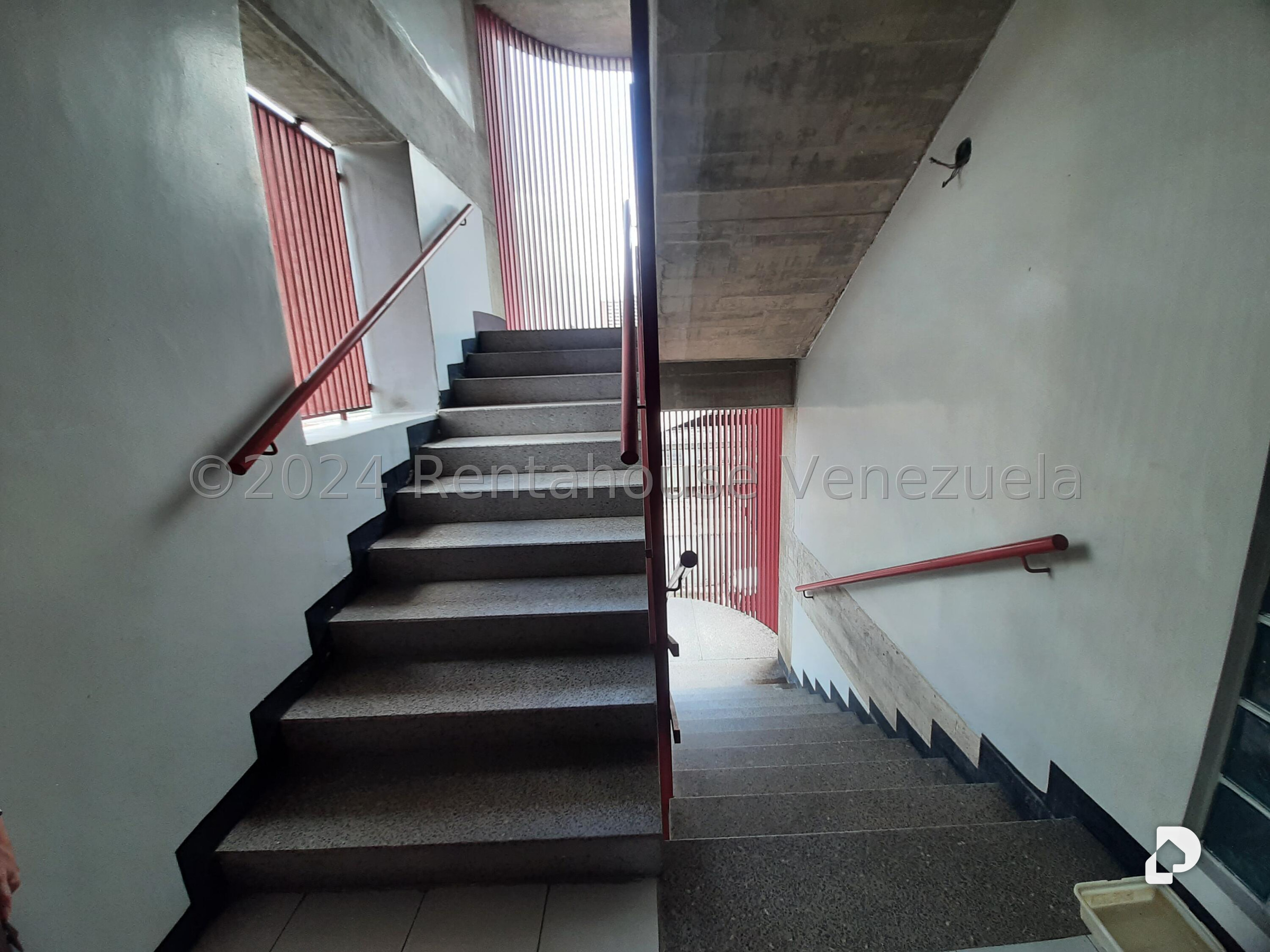 Edificio en Palo Verde, Caracas – 10