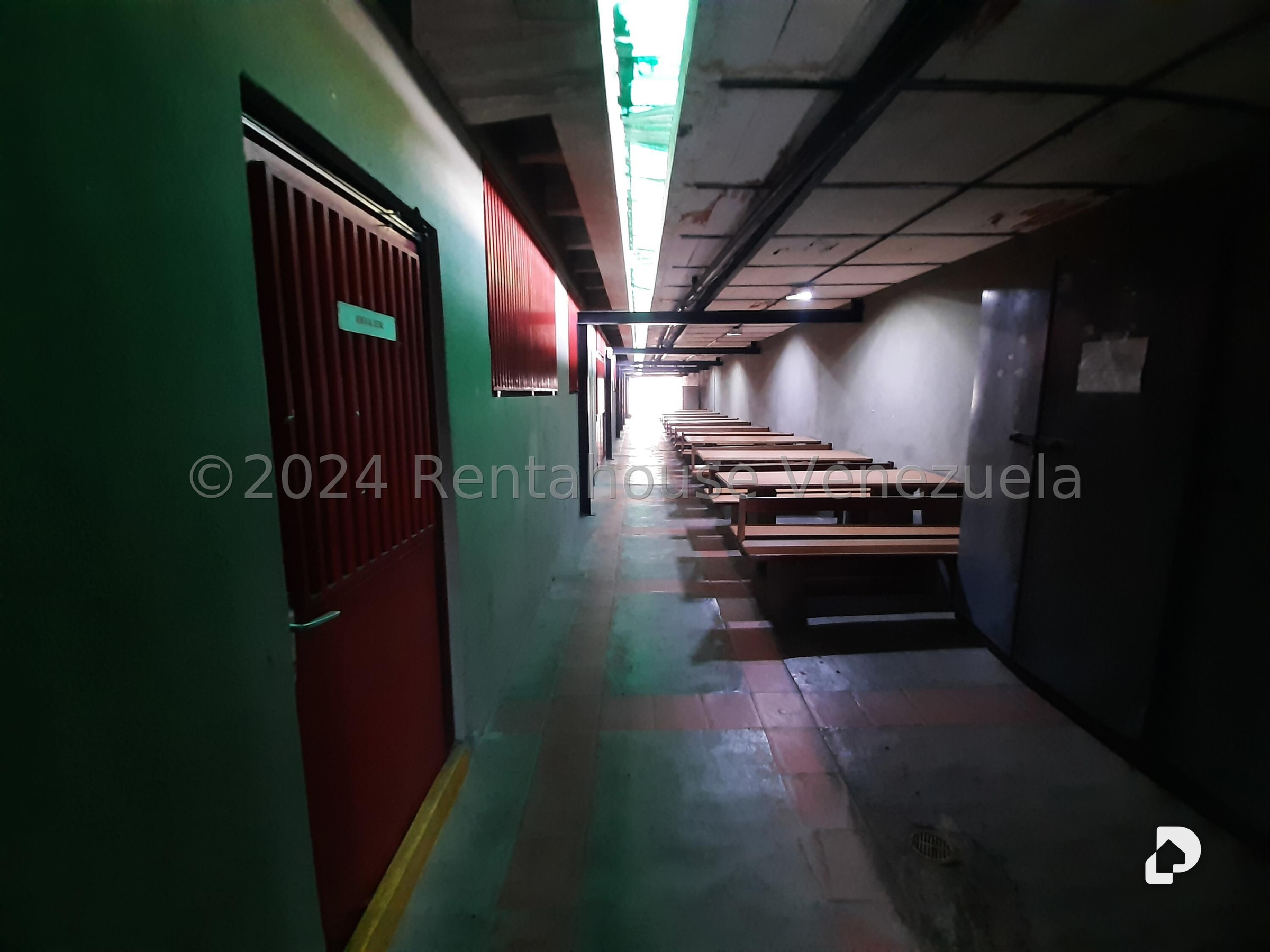 Edificio en Palo Verde, Caracas – 5