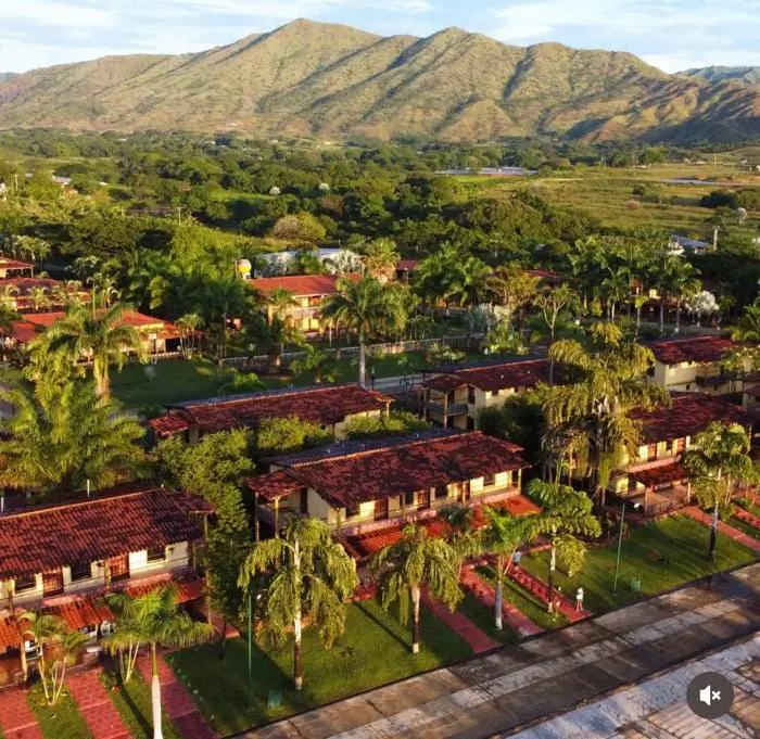 Edificio en Tinaquillo - 1