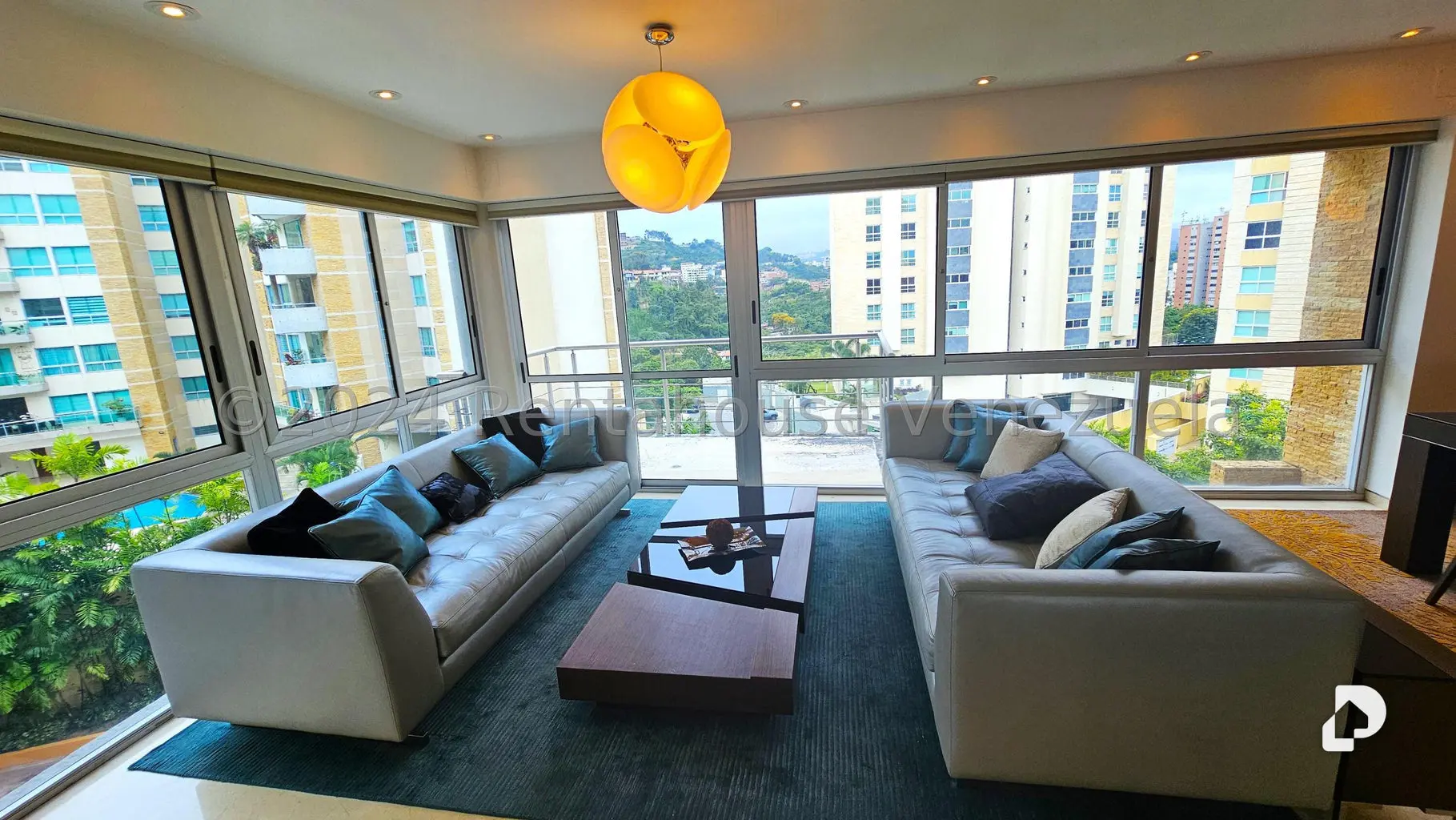Apartamento en Las Mesetas de Santa Rosa de Lima, Caracas – 4