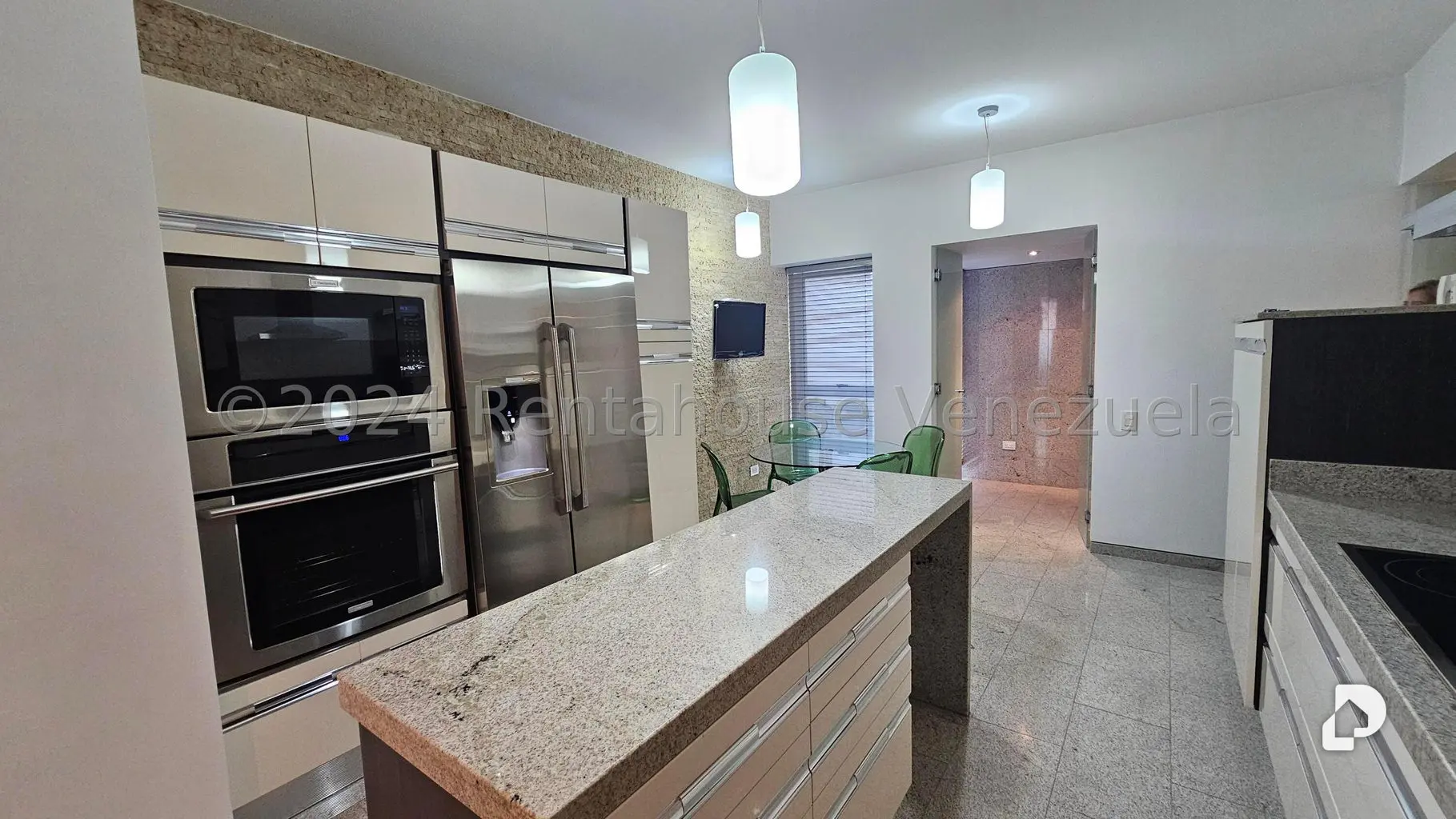 Apartamento en Las Mesetas de Santa Rosa de Lima, Caracas – 9