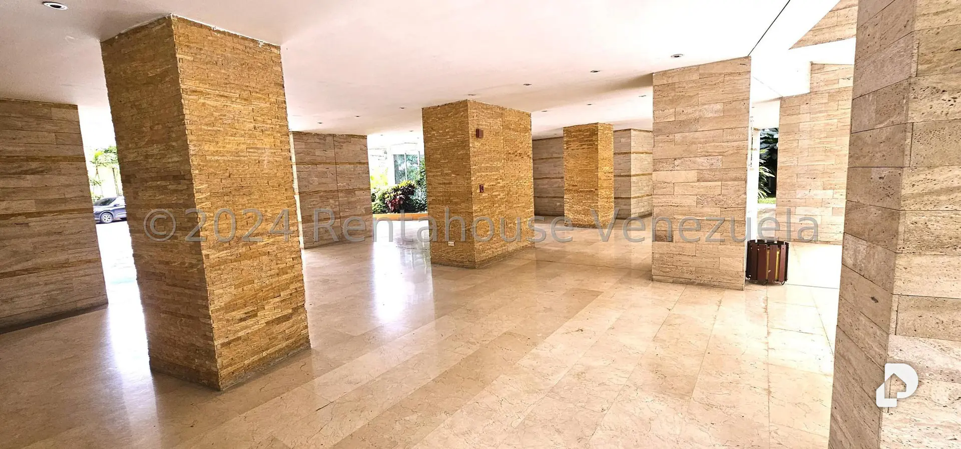Apartamento en Las Mesetas de Santa Rosa de Lima, Caracas – 29