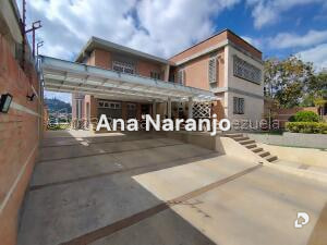 Casa en Prados del Este, Caracas – 1