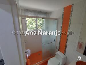 House in Prados del Este, Caracas – 28