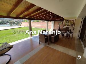 House in Prados del Este, Caracas – 12