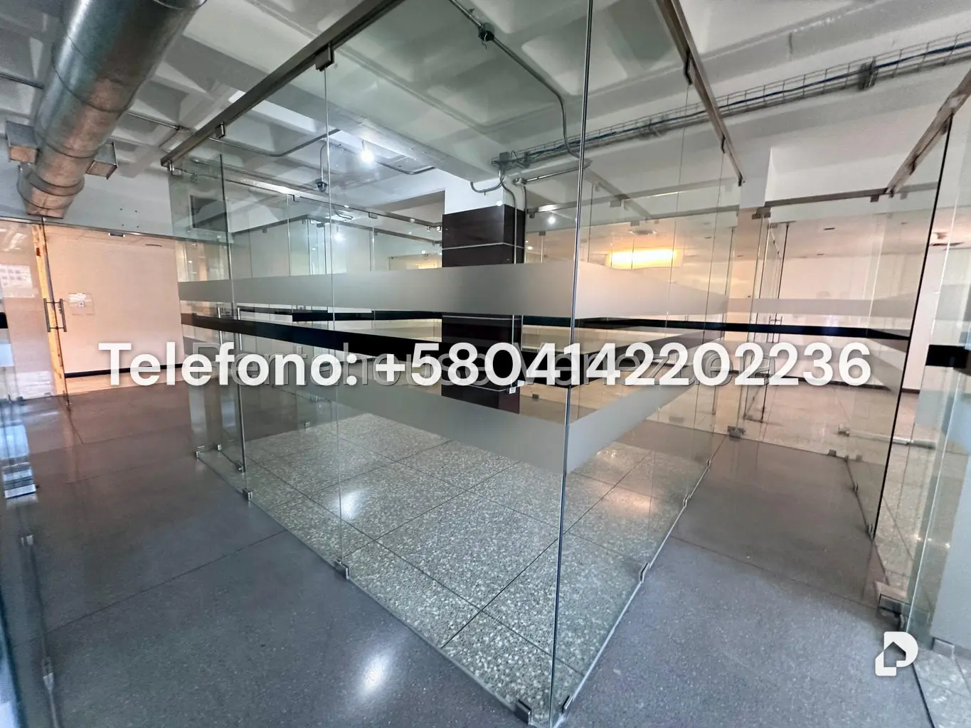 Oficina en La Trinidad, Caracas – 17