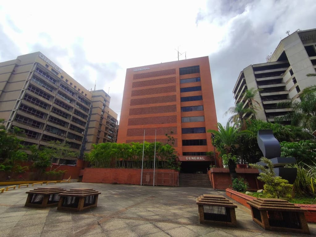 Oficina en Chuao, Caracas - 1