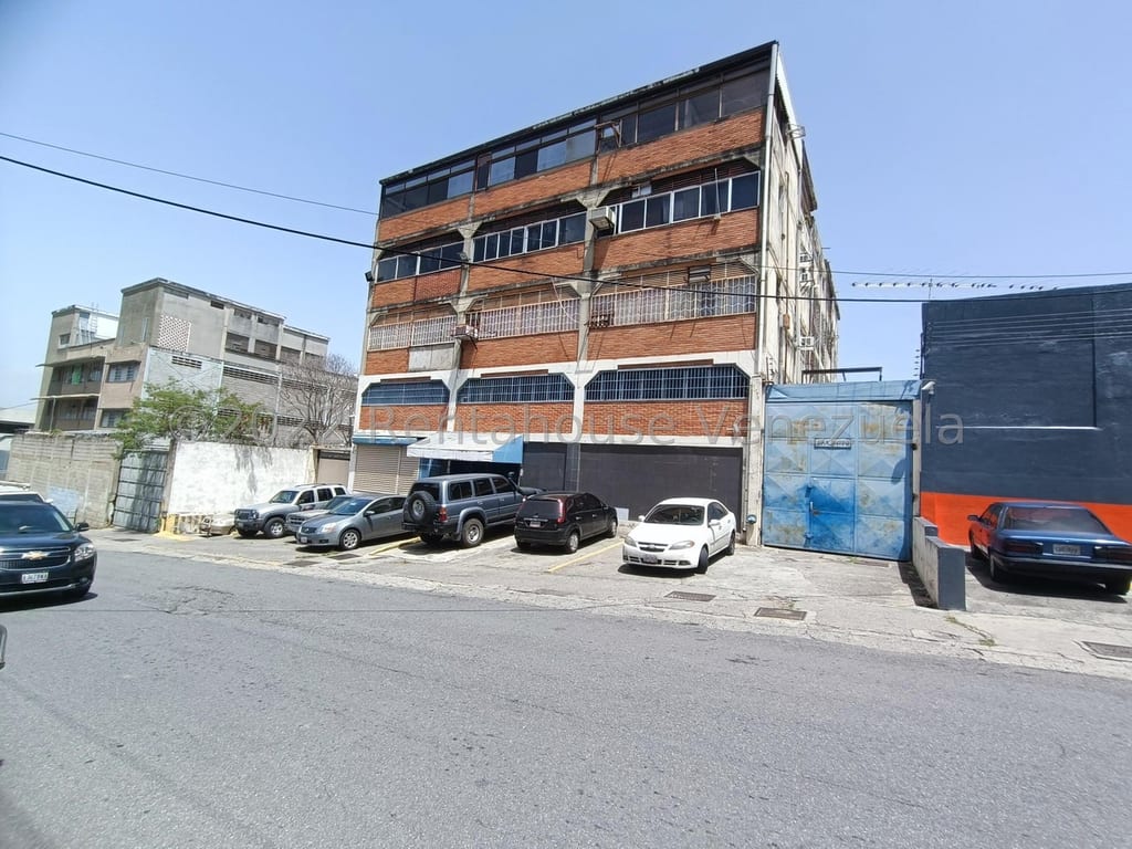 Local comercial en Boleíta Norte, Caracas - 1