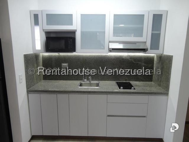 Apartamento en Los Palos Grandes, Caracas – 4