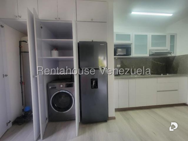 Apartamento en Los Palos Grandes, Caracas – 5