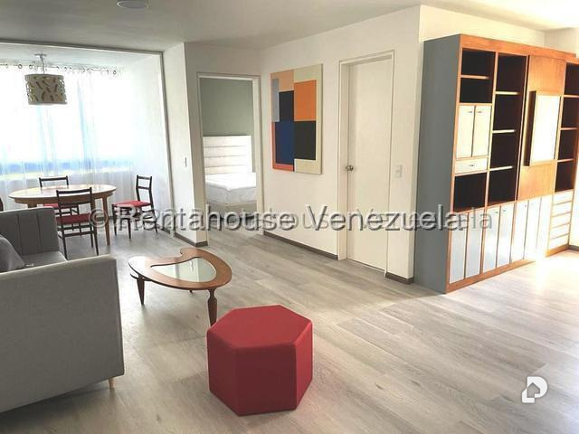 Apartamento en Los Palos Grandes, Caracas – 2