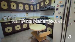 Casa en Alto Prado, Caracas – 11