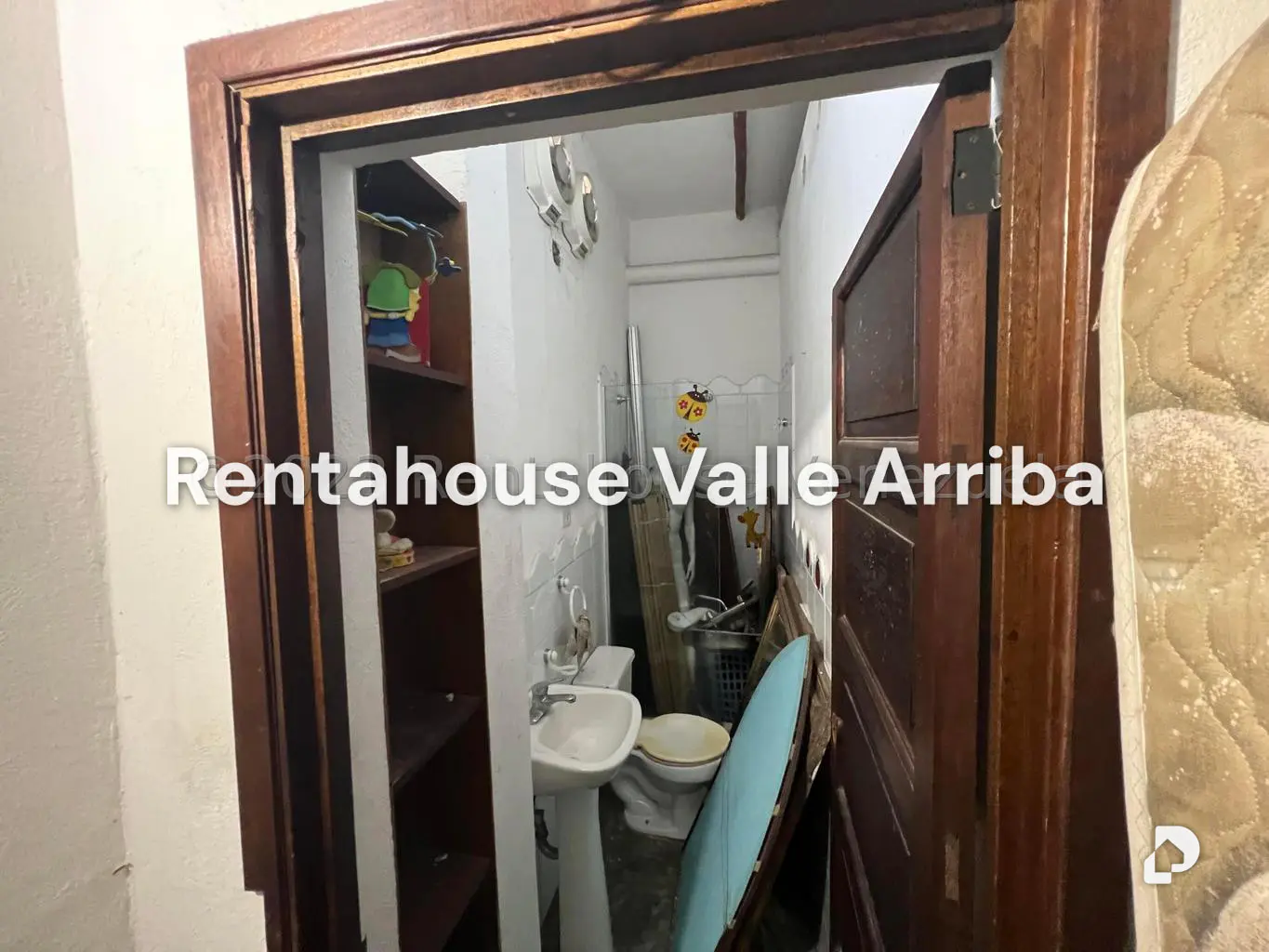Casa en El Hatillo, Caracas – 16