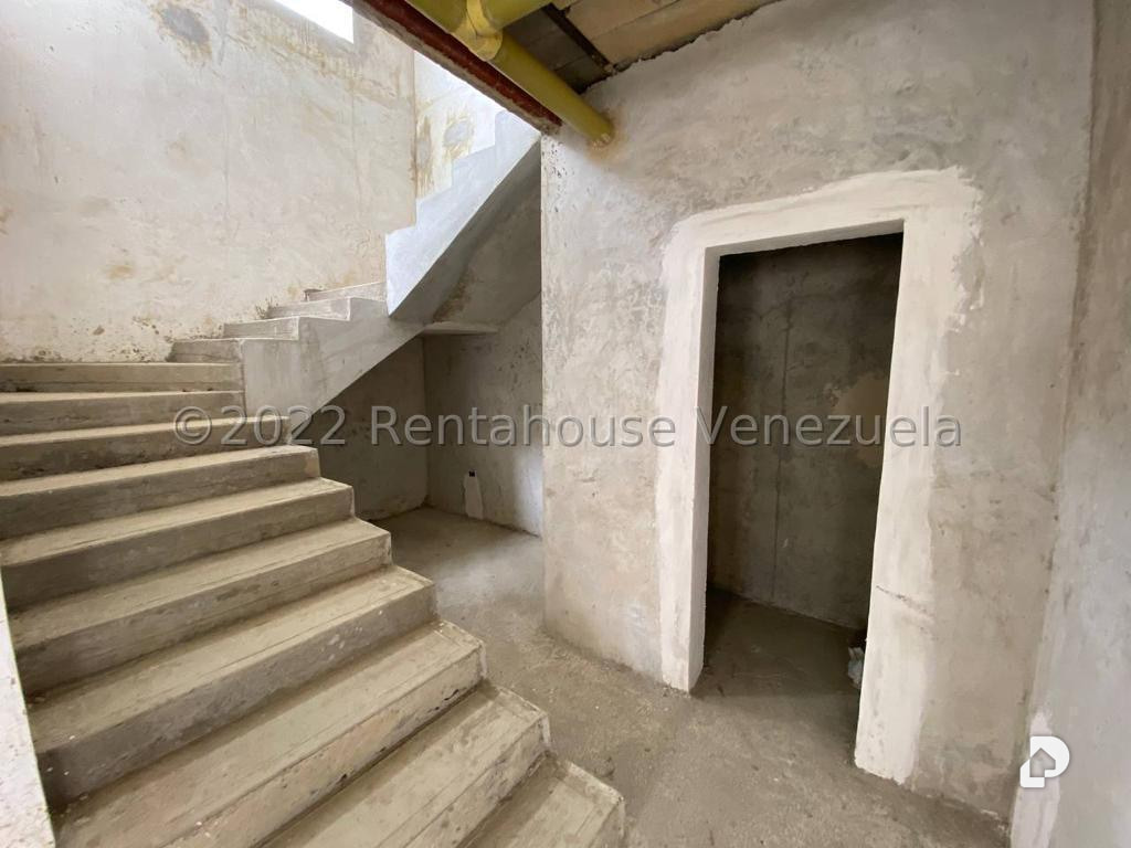 Casa en Loma Linda, Caracas – 26