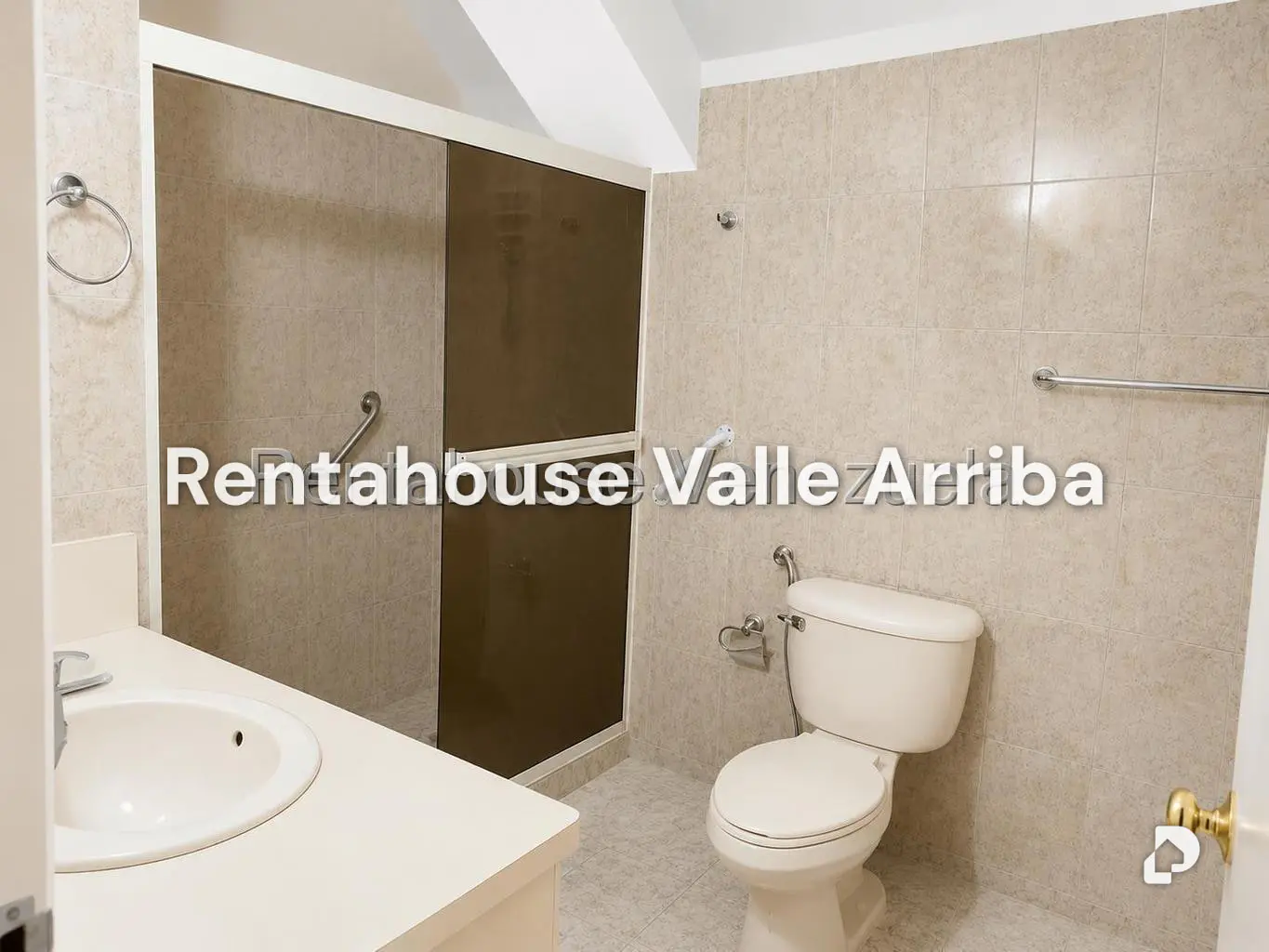 Apartamento en Las Esmeraldas, Caracas – 26