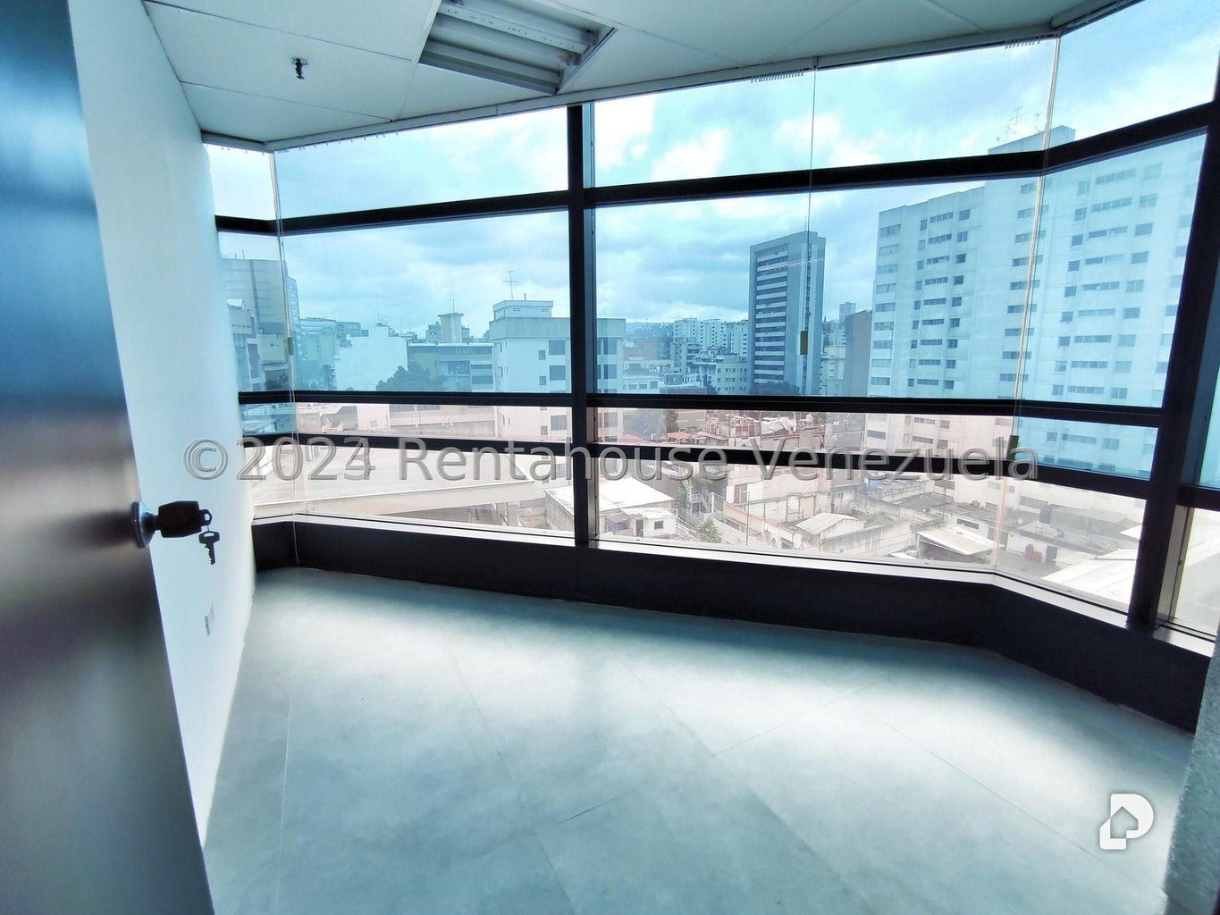 Oficina en Sabana Grande, Caracas – 7