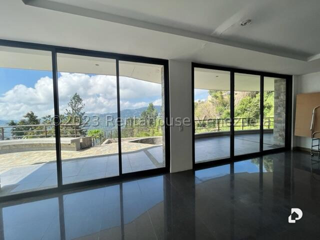 Casa en Monte Elena, Caracas – 29
