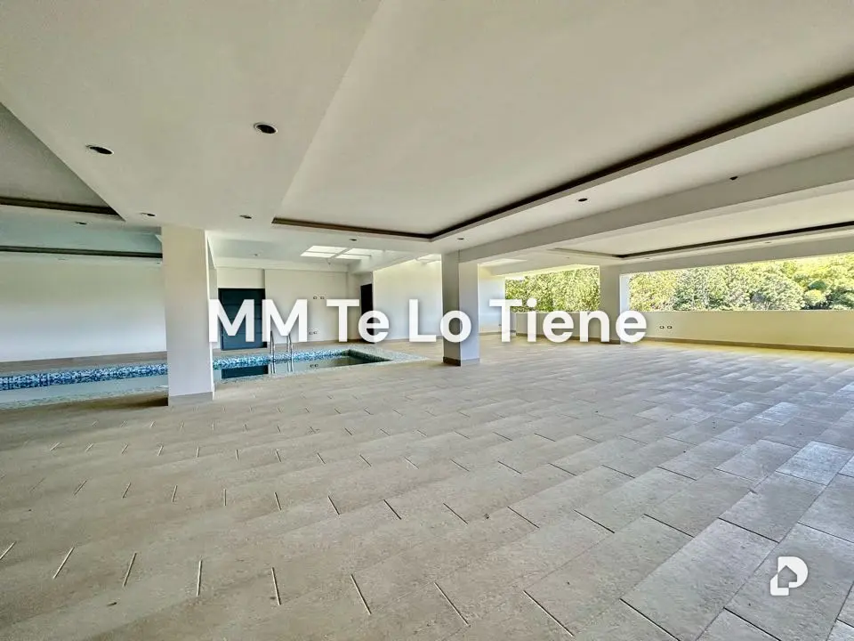 House in La Lagunita, Caracas – 28