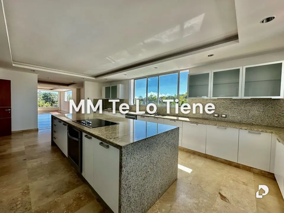House in La Lagunita, Caracas – 8