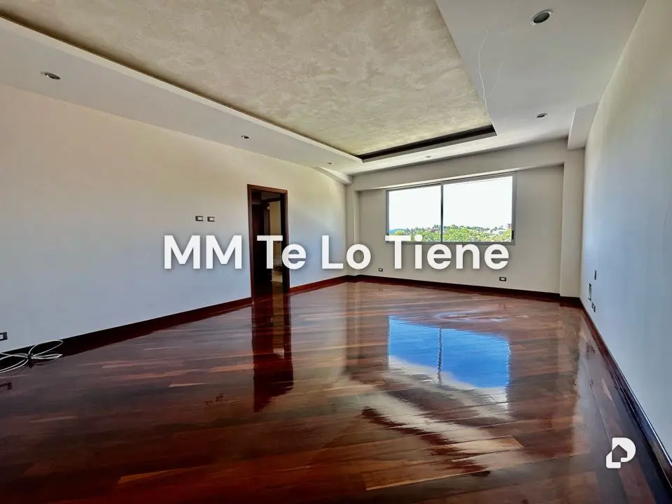 House in La Lagunita, Caracas – 16