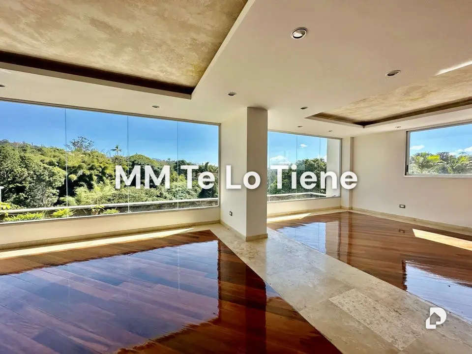House in La Lagunita, Caracas – 3