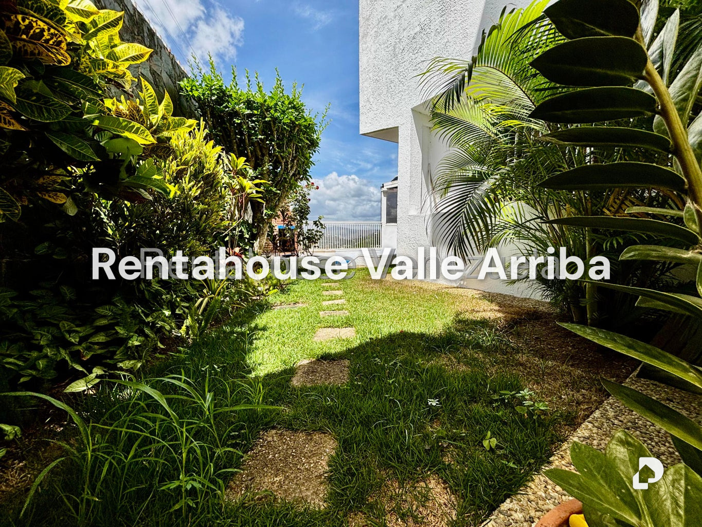 House in Colinas del Tamanaco, Caracas – 15