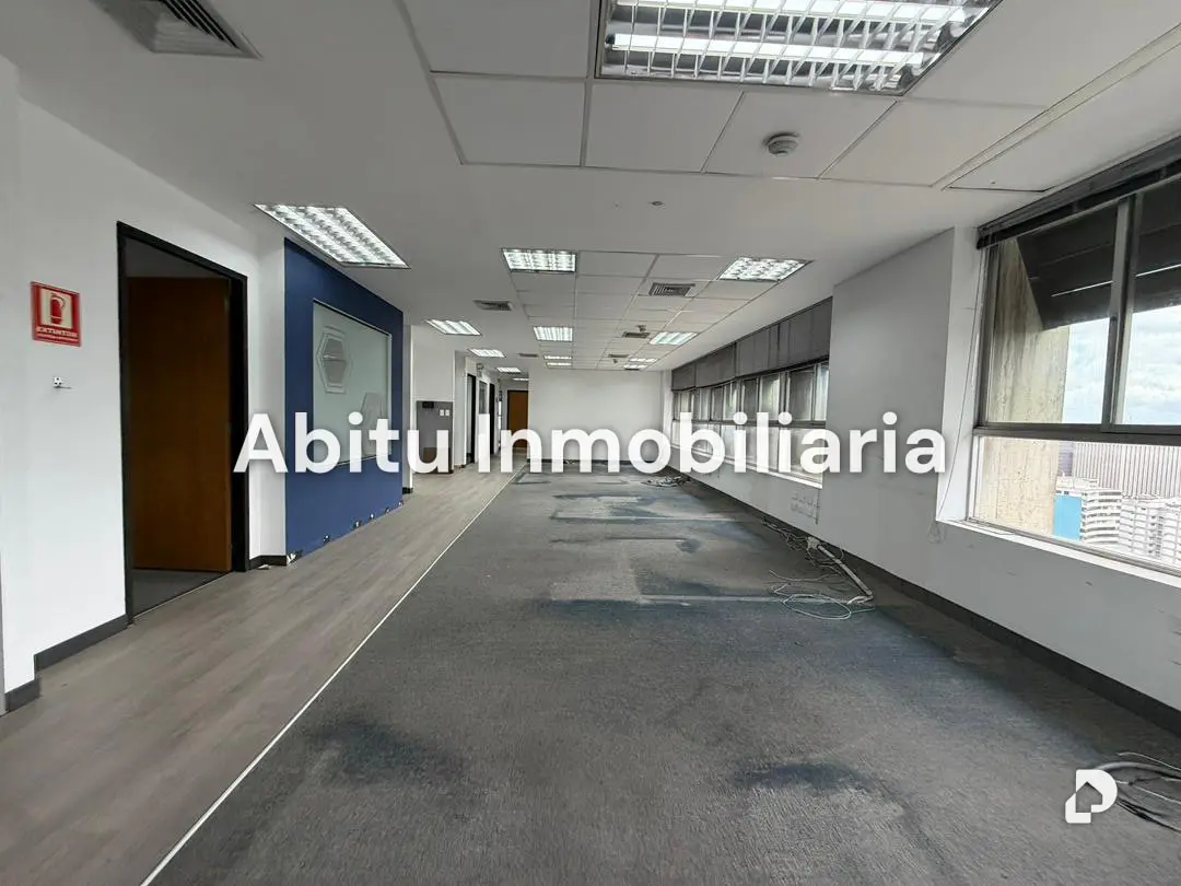 Oficina en Altamira, Caracas – 2