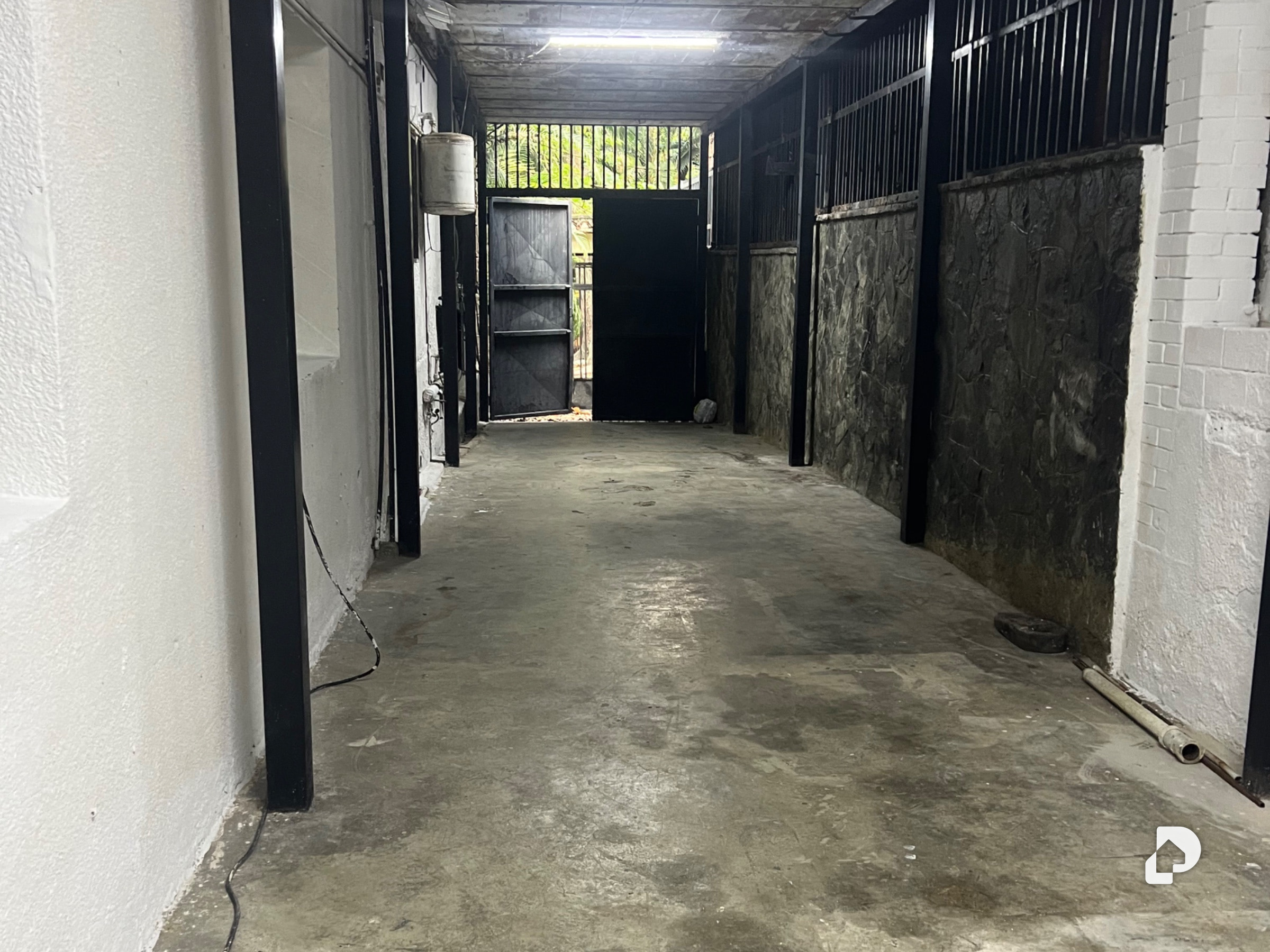 Anexo en Alta Florida, Caracas – 13