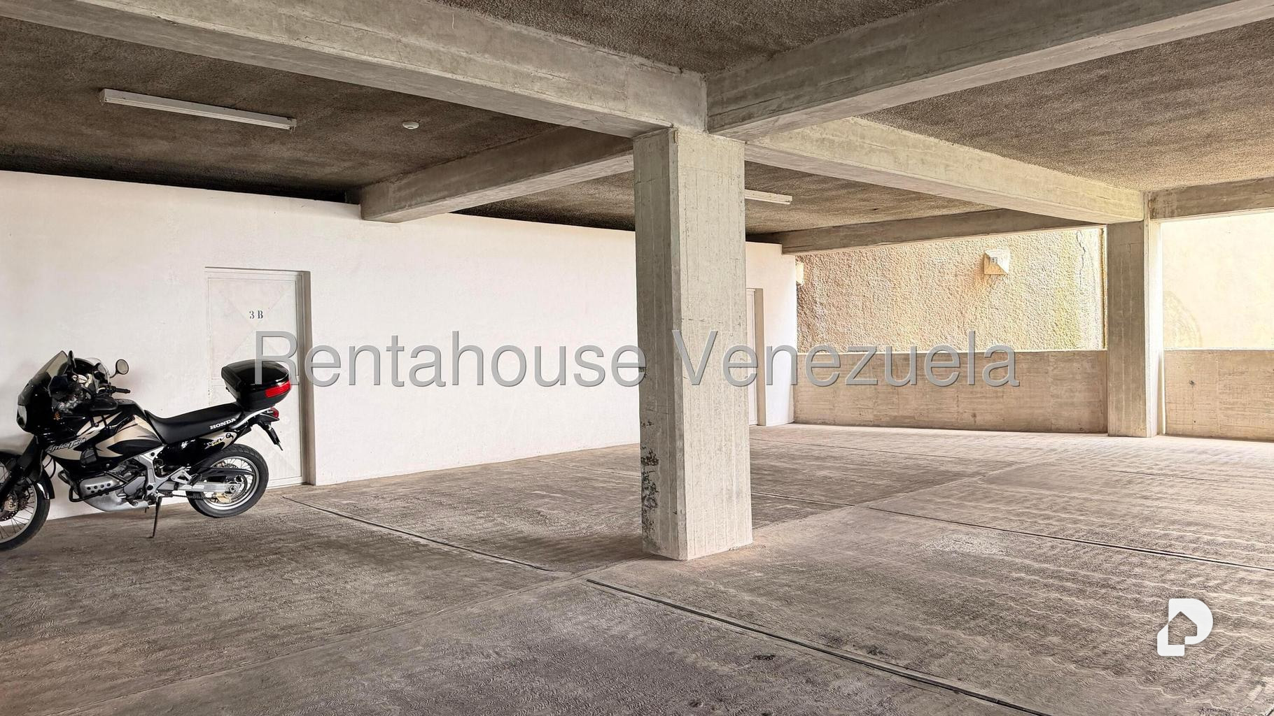 Apartamento en Miranda, Caracas – 12
