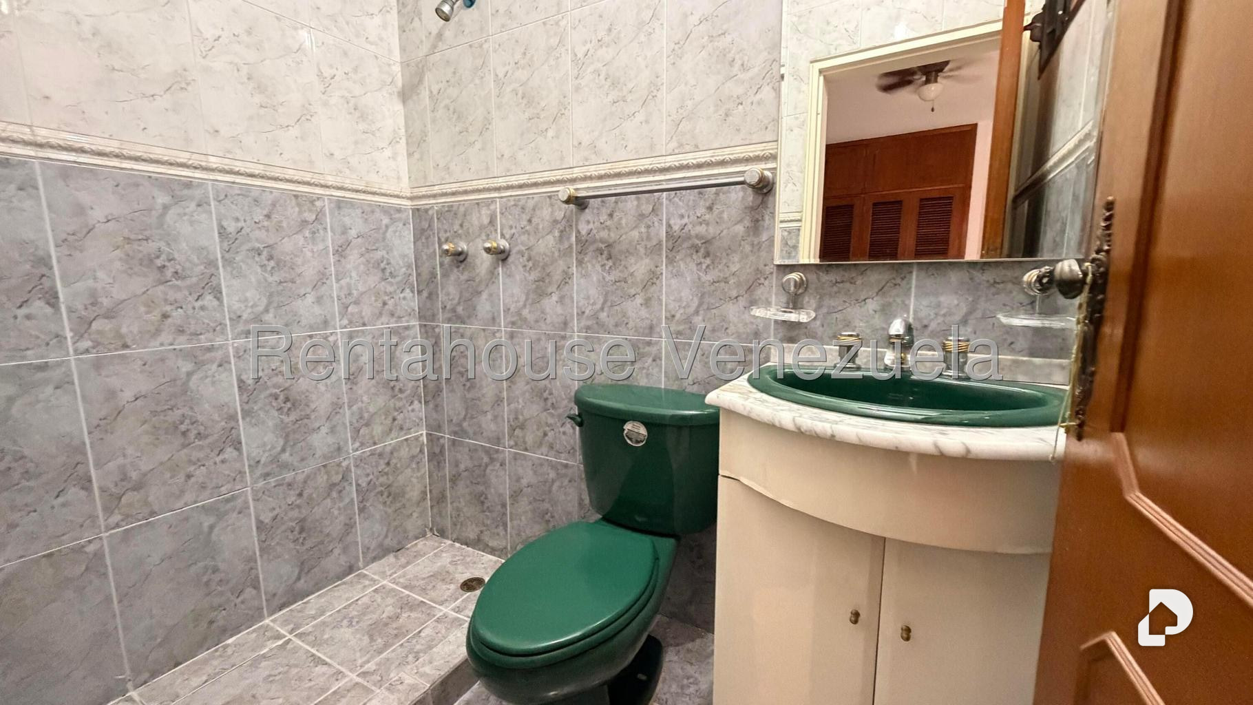 Apartamento en Miranda, Caracas – 10