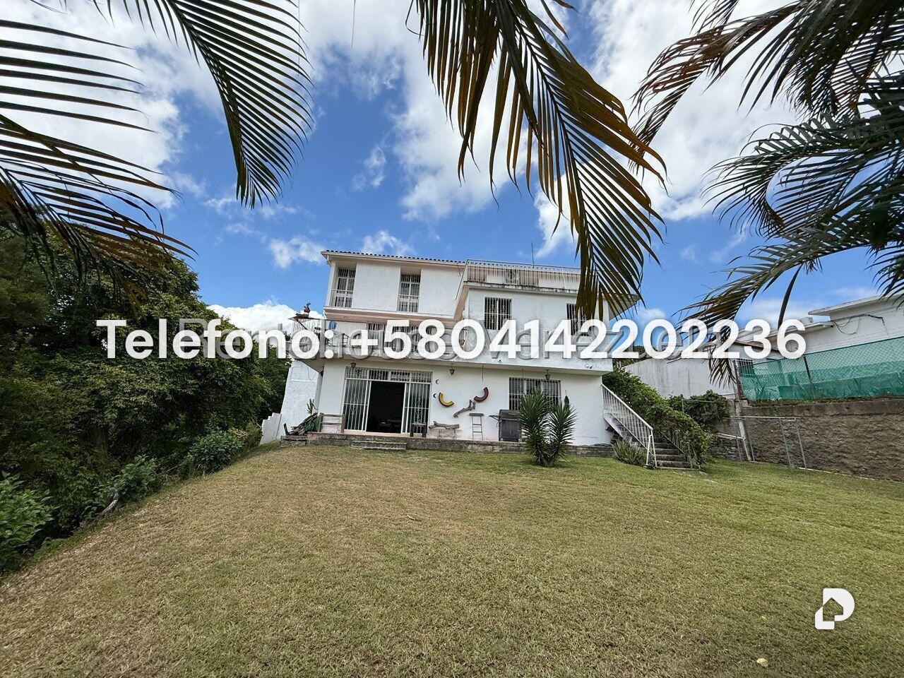 Casa en Cumbres de Curumo, Caracas – 11