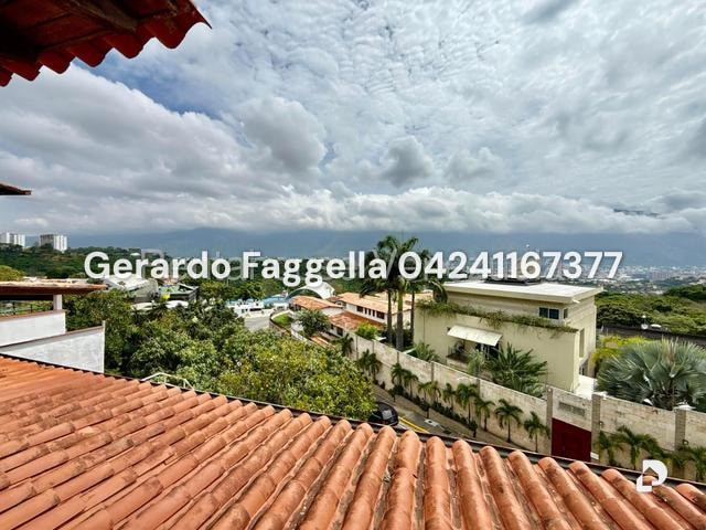 House in Santa Paula, Caracas – 12