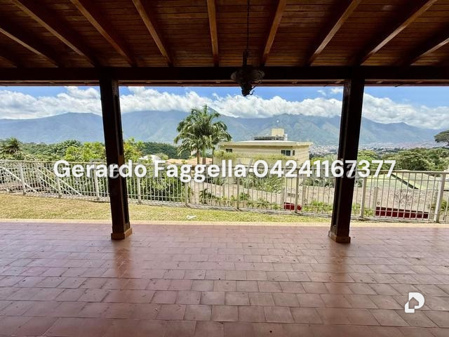 House in Santa Paula, Caracas – 16