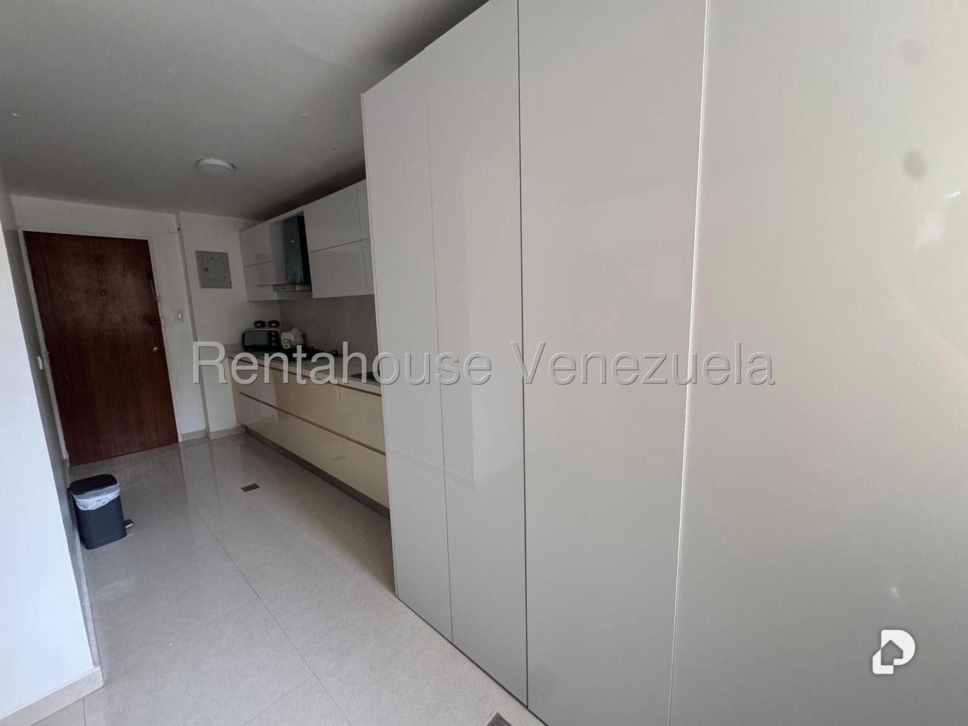 Apartamento en Cumbres de Curumo, Caracas – 9