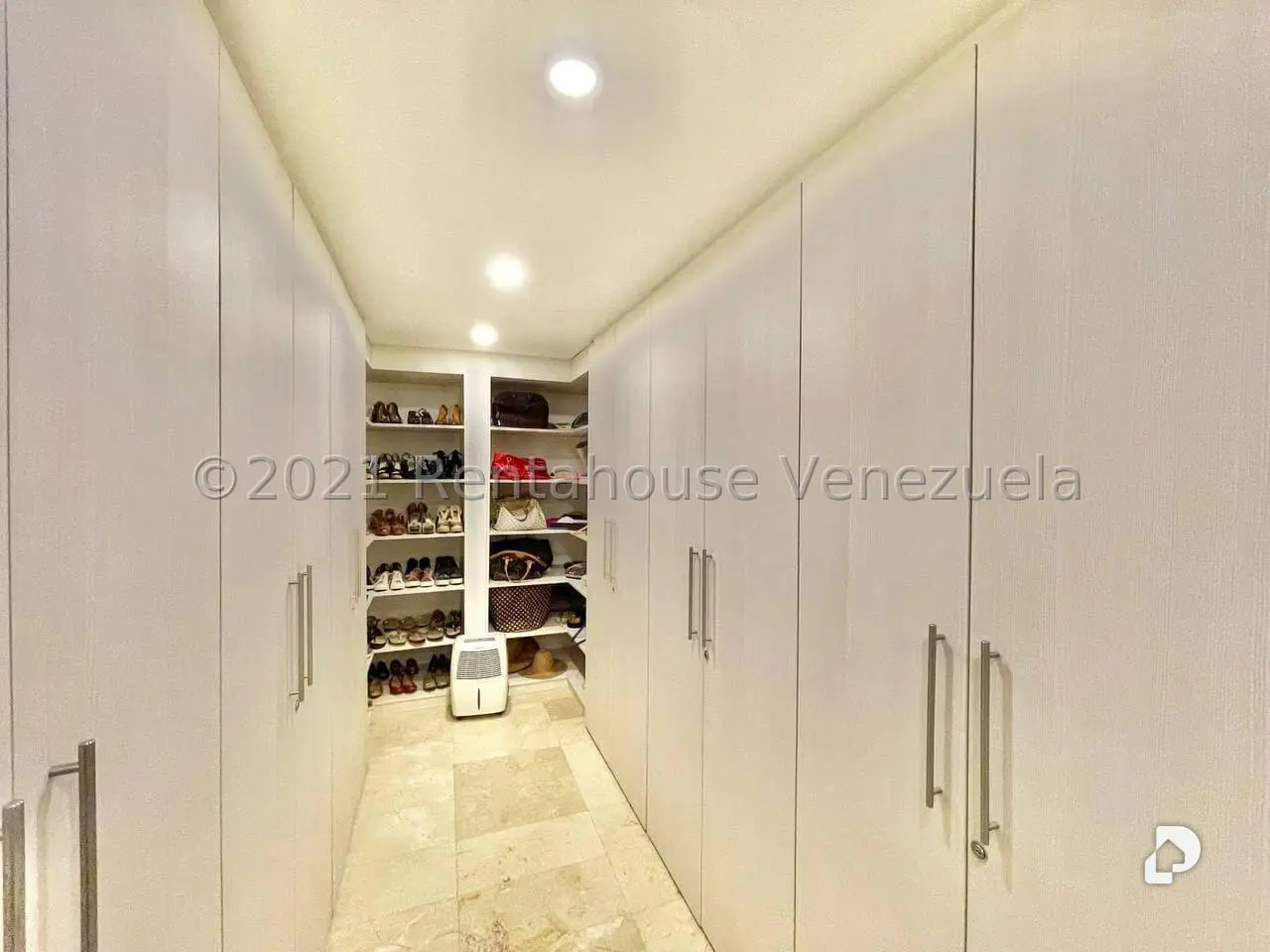 Apartamento en Alto Hatillo, Caracas – 25