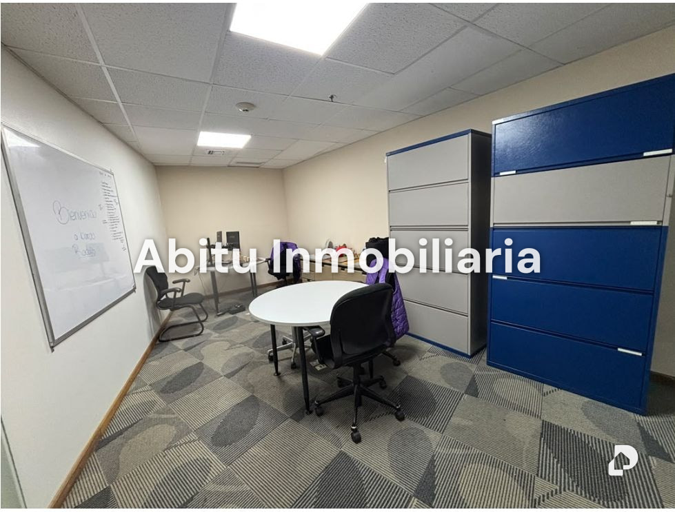 Oficina en La Castellana, Caracas – 10