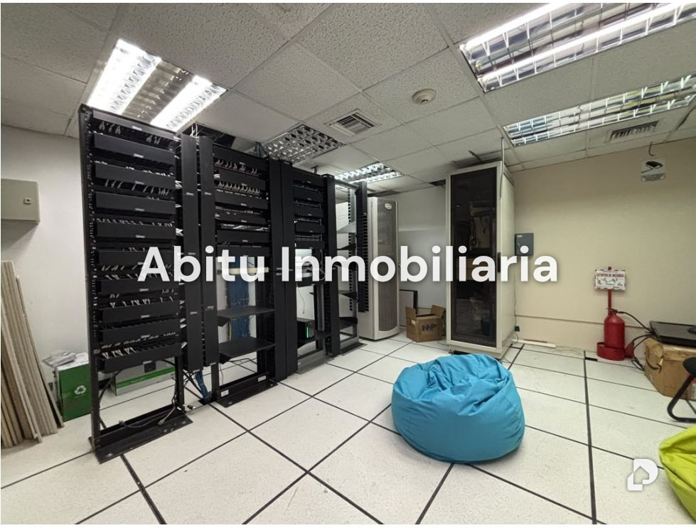 Oficina en La Castellana, Caracas – 8