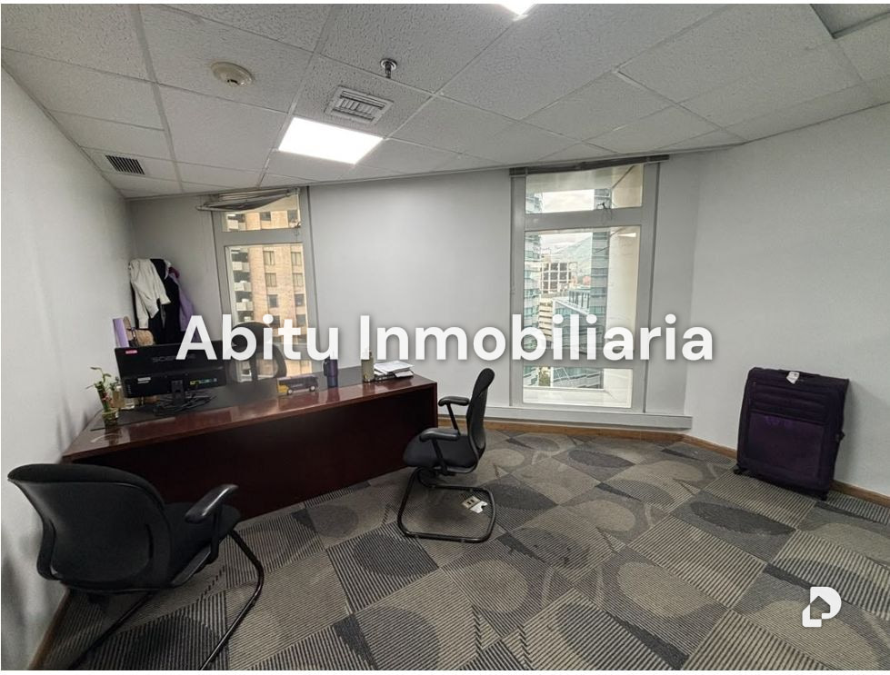 Oficina en La Castellana, Caracas – 12