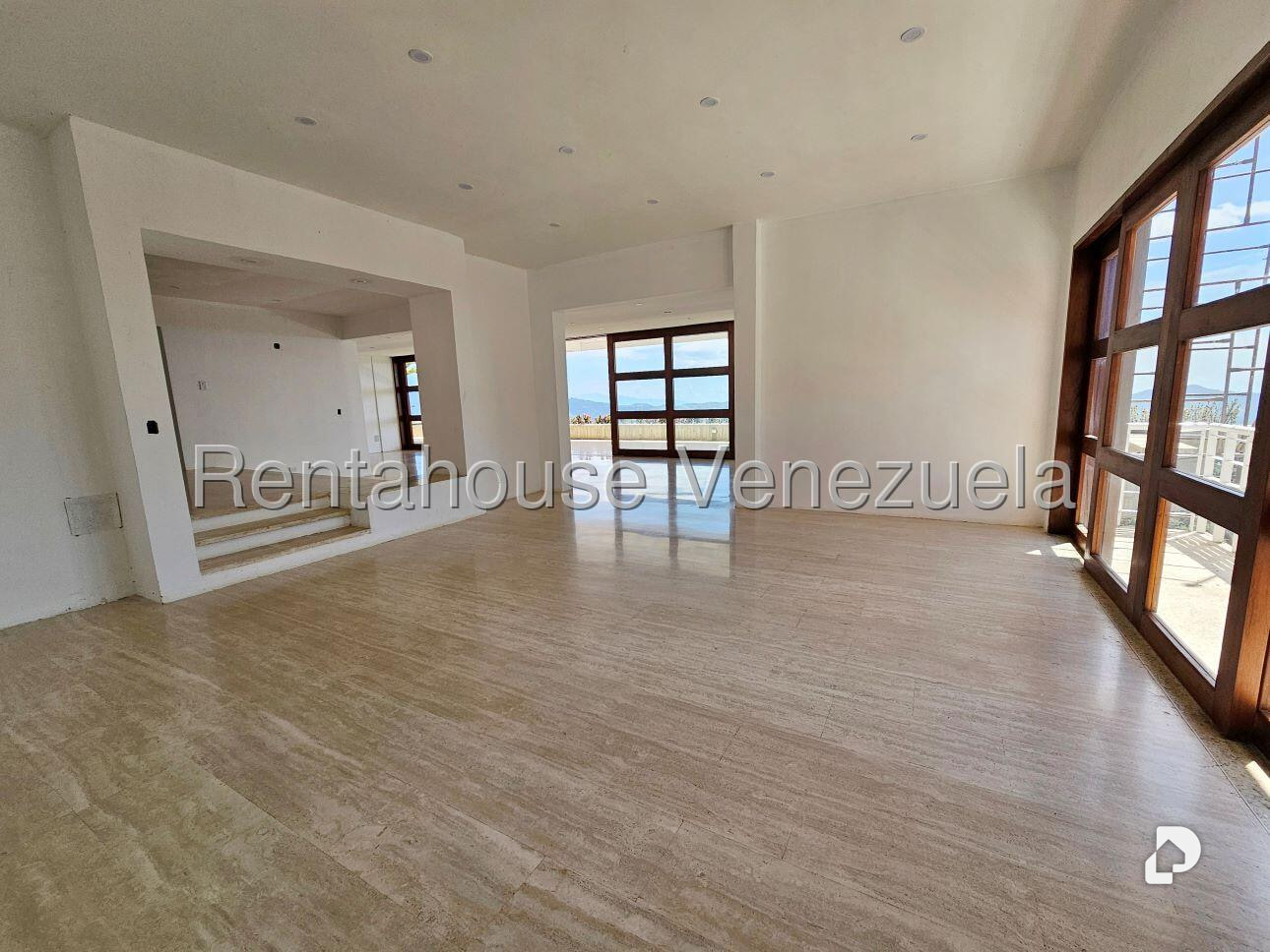 Casa en La Lagunita Country Club, Caracas – 12