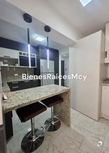 Apartamento en El Bosque, Maracay – 1
